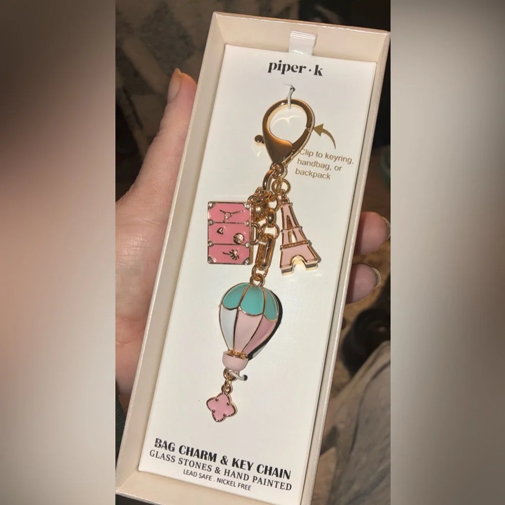 PIPER K Parisian Eiffel Tower Hot Air Balloon Travel Bag Charm Keychain NEW NWT